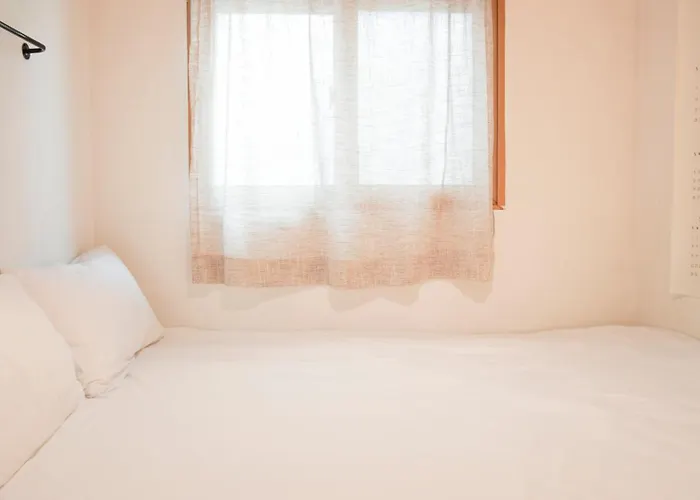 Apartment 3 Mins To Sookmyung W' Univ Station And Namyoung Station On Foot, Denden Yongsan Seoul