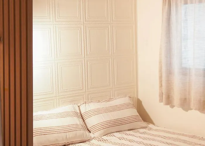Apartment 3 Mins To Sookmyung W' Univ Station And Namyoung Station On Foot, Denden Yongsan *